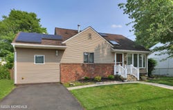 8 Donnelly Street, Union Beach, NJ 07735