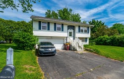 4 Arthur Avenue, Hudson, NY 12534
