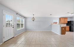 316 Housefinch Loop, Leander, TX 78641