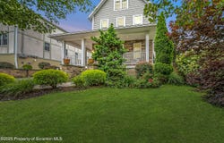 512 Center Street, Dunmore, PA 18512