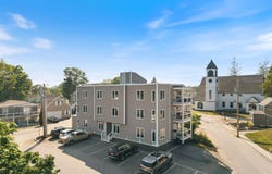 88 Union Avenue, Old Orchard Beach, ME 04064