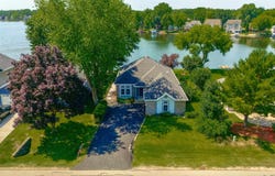930 NE CANDLEWICK, POPLAR GROVE, IL 61065