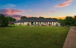 7393 Waterwood Drive, Greenwood, LA 71033