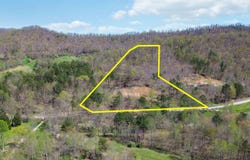 9999 Meadow Creek Road, Corbin, KY 40701