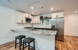 207 Rowland DR, Austin, TX 78745