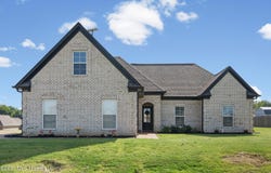 108 Honor Cove, Senatobia, MS 38668