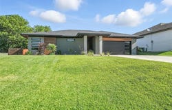330 W Morris Street, Rhome, TX 76078