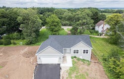 299 Teri Lee Lane, Orfordville, WI 53576