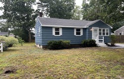 74 Fearing Street, Buzzards Bay, MA 02532