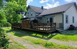 852 Pollander Road, Cambridge, VT 05464