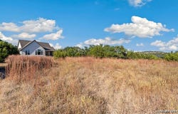 115 Jacob Dearing, Blanco, TX 78606