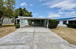 810 E Norman St, Lady Lake, FL 32159