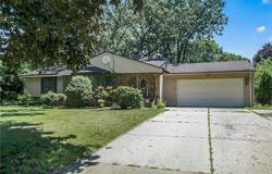 7421 Tempo Terrace NE, Fridley, MN 55432