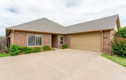 4410 Sandhill Dr, Enid, OK 73703