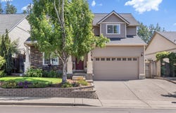 3369 FALCON DR, Springfield, OR 97477