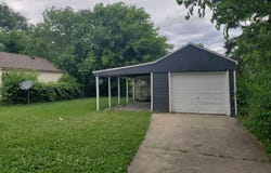 19171 Kenosha Street, Harper Woods, MI 48225