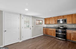 10 W EAST Street, DELMAR, MD 21875