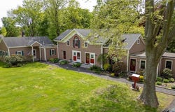 97 Narragansett Avenue, Newport, RI 02840