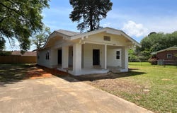 809 Caver, Atlanta, TX 75551