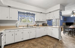23 Holiday Lane, Chattanooga, TN 37415