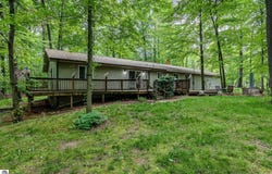 7876 Douglas Road, Riverdale, MI 48877