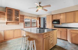5924 Oakwood Manor NE, Fridley, MN 55432
