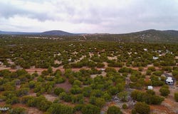 61 ACR 3189 --, Vernon, AZ 85940
