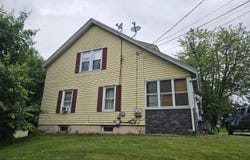 2 Central Avenue, Waterville, ME 04901