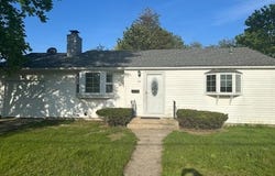 86 Seabrook Road, Hyannis, MA 02601