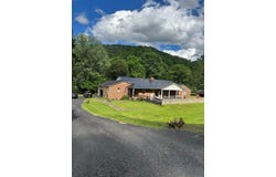 175 Cassady Avenue, Inez, KY 41224
