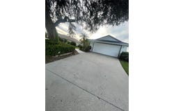 2200 E VILLAGE COURT, VENICE, FL 34293