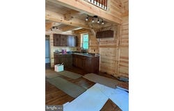 1373 JACKS MOUNTAIN ROAD, MC VEYTOWN, PA 17051