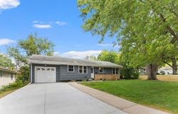 4016 Idaho Avenue N, Crystal, MN 55427