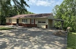 5820 N Lenox Avenue, Kansas City, MO 64151