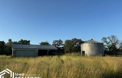 2356 Newport Avenue, Bedford, IA 50833