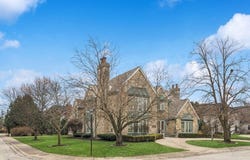 6485 N Tower Court, Lincolnwood, IL 60712