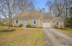 6 Cheryl Court, East Lyme, CT 06357