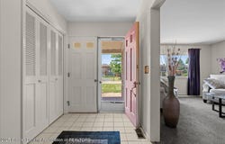 4340 Barton Road, Lansing, MI 48917