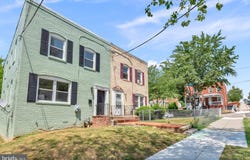 4428 EDSON PLACE NE, WASHINGTON, DC 20019