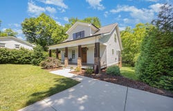 200 W Corbin Street, Hillsborough, NC 27278