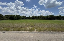 172 Cooper Lane, Van Alstyne, TX 75495