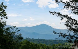 157 Wendy Lane, Hendersonville, NC 28792