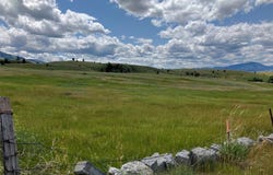 1180 East River Road, Pray, MT 59065