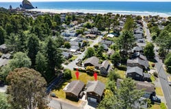 296 E JACKSON St, CannonBeach, OR 97110
