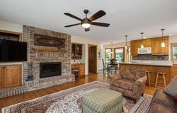 13121 Highpoint Curve, Burnsville, MN 55337
