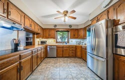 101 W Kelling Avenue, Waverly, MO 64096
