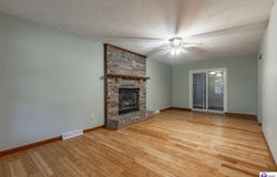 102 Larkspur Drive, Radcliff, KY 40160