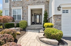 23 Inter Lachen Court, Monroe, NJ 08831