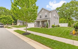 6212 Hampton Chase Drive, Clemmons, NC 27012