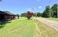 900 Gregory AVE, Pocola, OK 74902